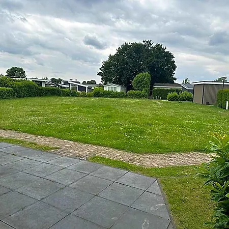 Maison Cube 6, Hiking, Fishing, Lake, Boat, Arnhem Hotel Zevenaar